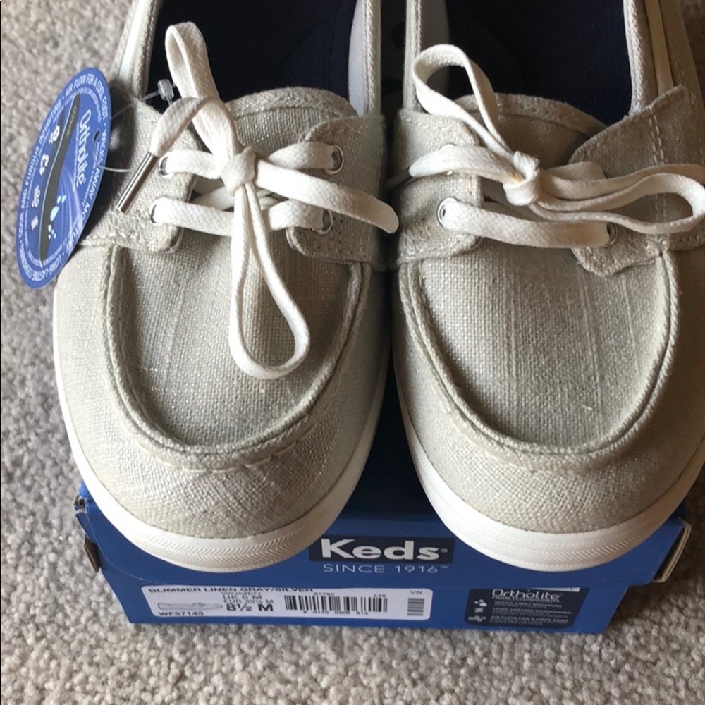 BRAND NEW Keds 8.5 women’s Glimmer Boat shoe